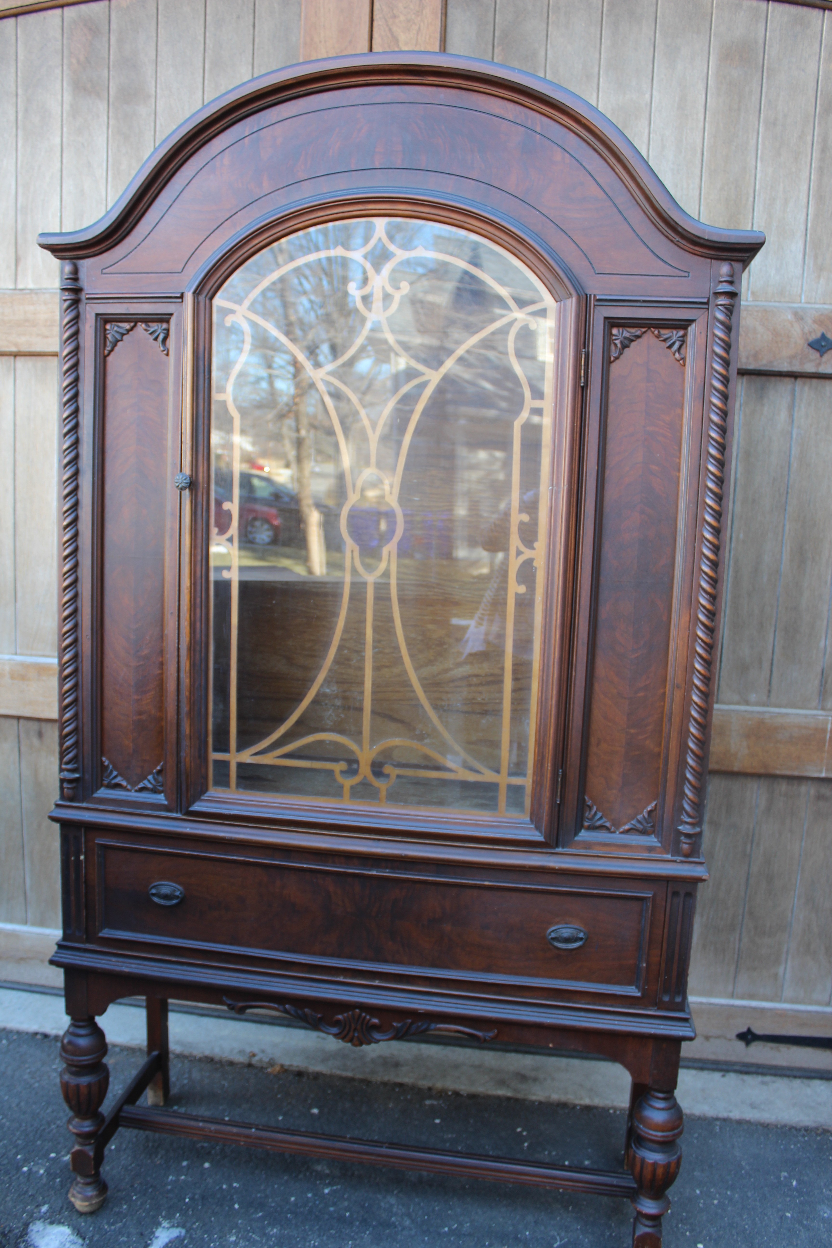 vintage-china-cabinet